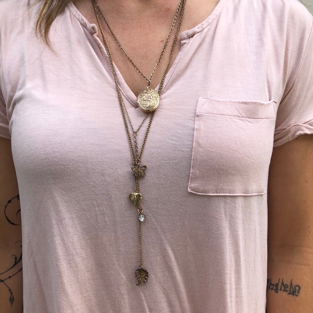 Gold Layered Necklace w Multiple Pendants